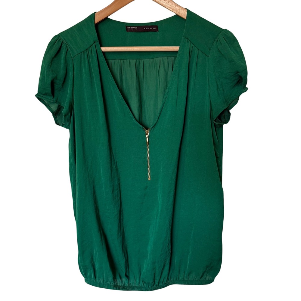 Zara Basic Blouse Womens Small Green Excellent Zip V-Neck Puff Sleeve Bubble Hem
